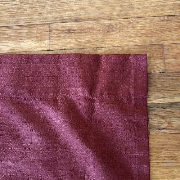 NWOT Set of 2 Ellery Homestyles Curtain Panels Burgundy Rod Pocket 41 x 84 New - Picture 11 of 14